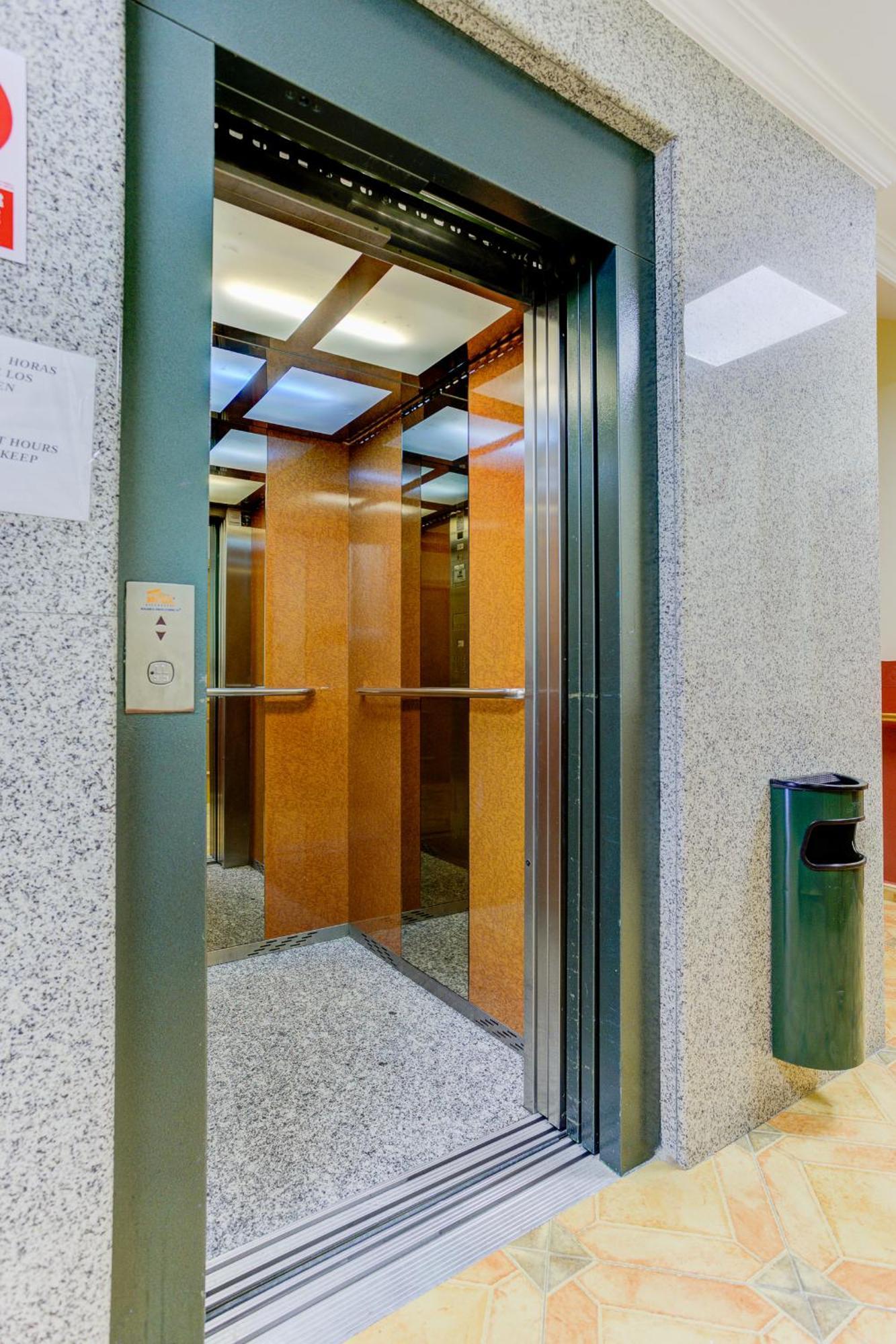 Hotel Pizarro Humanes de Madrid Kültér fotó